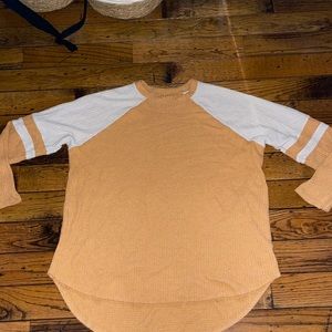 size L mens beige and white striped long sleeve sweater American Eagle